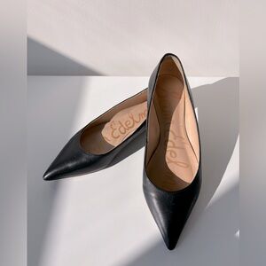 Sam Edelman Stacey Pointed Toe Flat - Size 6